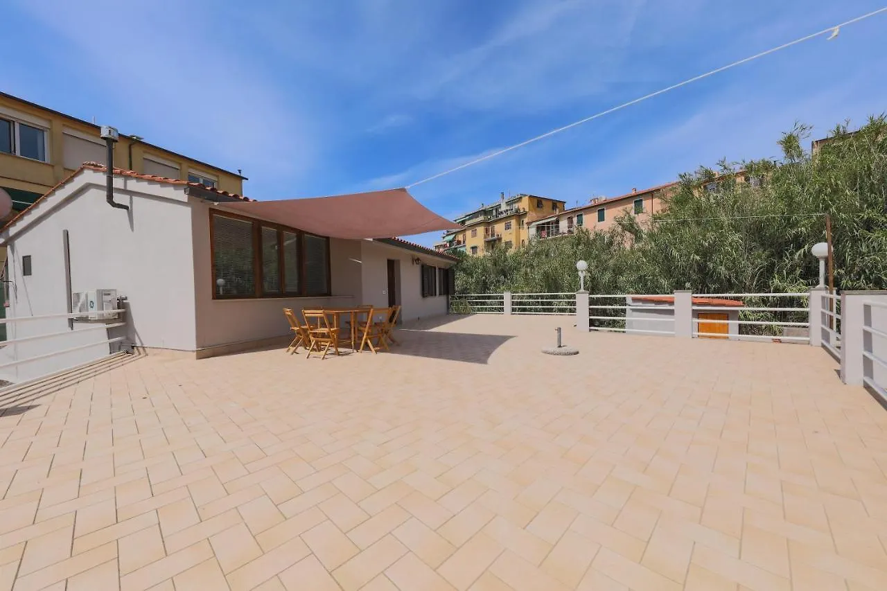 Apartment Appartamento La Terrazza Portoferraio